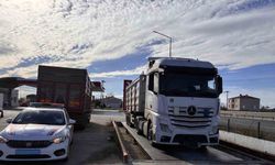 Edirne’de tonaj uygulamasında aşırı yüklü tıra 59 bin TL ceza