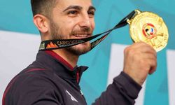 Eray Şamdan, Dünya Karate Şampiyonası’nda altın madalya kazandı