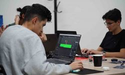 Esenler’de genç yazılımcılar Filistin direnişini oyunlara taşıdı