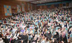 Esenyurt’ta "Zor Zamanlarda Aile Olabilmek" Söyleşisi yoğun ilgi gördü