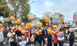 Ezine’de Lösemili Çocuklar Haftası yürüyüşü