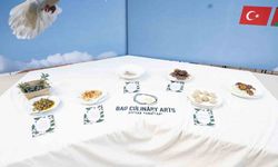 Filistin’le dayanışmada yemekler kırık tabaklarda sergilendi