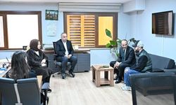 Gaziosmanpaşa’da kafede yaşanan tartışmanın ardından Belediye Başkan Vekili Karadeniz tarafları barıştırdı