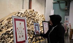 Kağıtta açan çiçekler sergisi açıldı