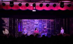 Osmangazi Belediyesi, ‘Duvarların Ötesi’ni sanatseverlerle buluşturdu