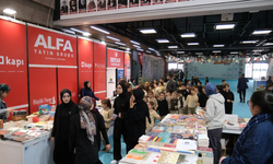 İnegöl Kitap Günleri Hafta Sonu 12 Muhteşem Yazarı Konuk Edecek