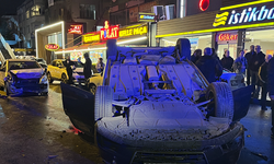 Küçükçekmece’de E5 yan yolda zincirleme kaza: 3 yaralı