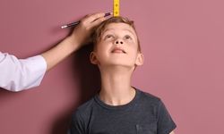 Uzmanlardan çocuklarda boy kısalığı için erken müdahale uyarısı