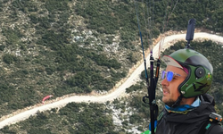 Paraşütle Yüksekten Atlarken Feci Kaza: Kayalıklara Düşerek Öldü