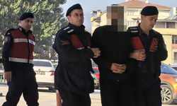 İnegöl Jandarmasından büyük operasyon...  Aracın teybinin içinde çıktı