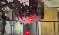 Sinir krizi geçiren kadın evi ateşe vermek istedi