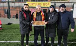 Hüsnü Sak'tan Kurtuluşspor'a tatlı ziyaret