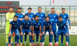 BURSA YILDIRIMSPOR'DA HERKES ATIYOR, ATTIRIYOR