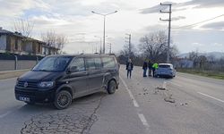 İnegöl'de çevre yolunda kaza; 1 yaralı