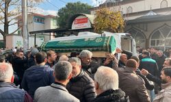 Bursa'da sahilde cesedi bulunan Berat Yavuz toprağa verildi