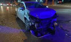 Bursa'da kavşakta feci kaza: 1 ağır yaralı