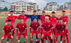 Başiskele Belediyespor ve Körfez Gençlerbirliği berabere kaldı