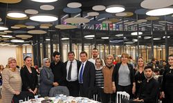 Başkan Erkan Aydın engelleri sevgiyle aştı