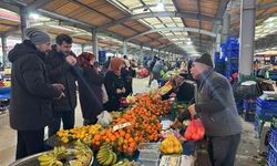 Depremlerin ardından Sındırgı'da komşuluk seferberliği