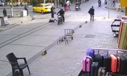 Fatih’te annesinin kolundan yola fırlayan çocuğa motosiklet çarptı, sürücü kaçtı