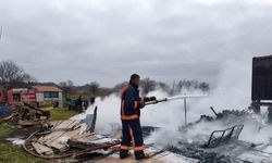 Keşan’da çıkan yangınlarda 2 ev kullanılamaz hale geldi