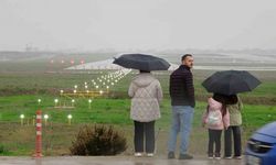 Sabiha Gökçen’in pistinde popüler hale gelen seyir terası ziyaretçi akınına uğruyor