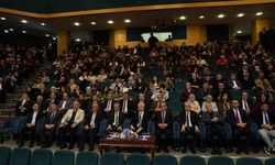 Sakarya Üniversitesi "Araştırma Üniversitesi" statüsünü törenle kutladı