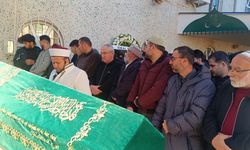 Sultanbeyli’de motor kazasında hayatını kaybeden 3 çocuk babası son yolculuğuna uğurlandı