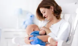 Anne sütü çocuklarda aşı görevi görmektedir