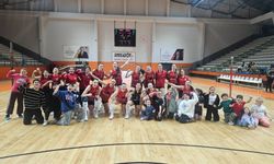 Orhaniye Voleybol Evinde Gücünü Gösterdi