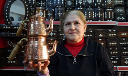 Kadın bakır ustası erkeklere taş çıkartıyor