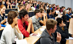 Öğrenci affı için düğmeye basıldı