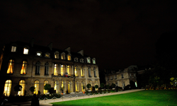 Fransa'da cumhurbaşkanlığı sarayında hırsızlık!