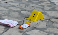 Sinir krizi geçiren anne dehşet saçtı! 3 aylık bebeğini pencereden attı