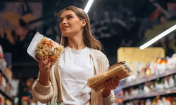 Marketler pazar günü kapanacak mı? Tartışma sürüyor