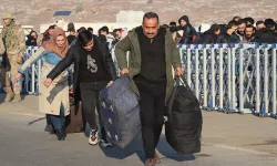 Suriyelilerin geçici statüleri kalkıyor!