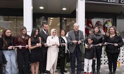 Liva Kuaför'e görkemli açılış