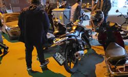 İki Araca Çarptı...  Hastanelik Oldu