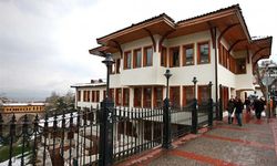 Yeni hali tartışma konusu olmuştu.. Tarihi köprüye yeni çözüm!