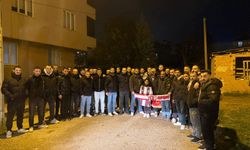 İnegölspor taraftarından Muhammed'e moral! Okul müdürü yaralamıştı...
