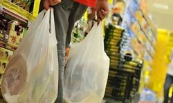 Marketler 50 kuruşluk poşetin 2,5 lira olmasını istiyor