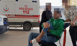 Baltayla vurdu.. Hastaneye kaldırıldı
