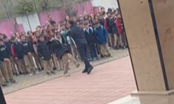 İnegöl’de öğrenciyi fırlatan müdüre soruşturma “Bedeli ağır olacak”