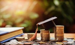 Bakan Kacır duyurdu: Lisans, yüksek lisans ve doktora bursları artırıldı