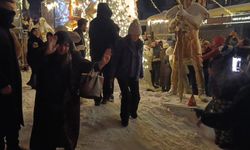 Uludağ'da yaşlı teyzenin dansı renkli görüntülere sahne oldu