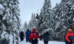Bursa Uludağ'da telesiyej arızası: Çok sayıda tatilci mahsur kaldı...