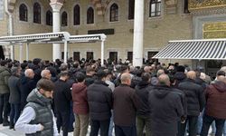 Arnavutköy'de cami avlusunda vurulan yaşlı adam son yolculuğuna uğurlandı