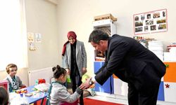 Başkan Aydın, özel Gereksinimli çocukların karne sevincini paylaştı