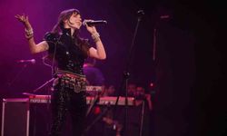 Bursa'da Gaye Su Akyol ile müzik dolu gece