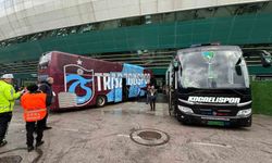 Trabzonspor ve Kocaelispor, stadyuma giriş yaptı